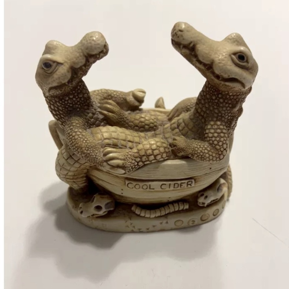 Harmony Kingdom Treasure Jest Croc Pot Cool Cider England